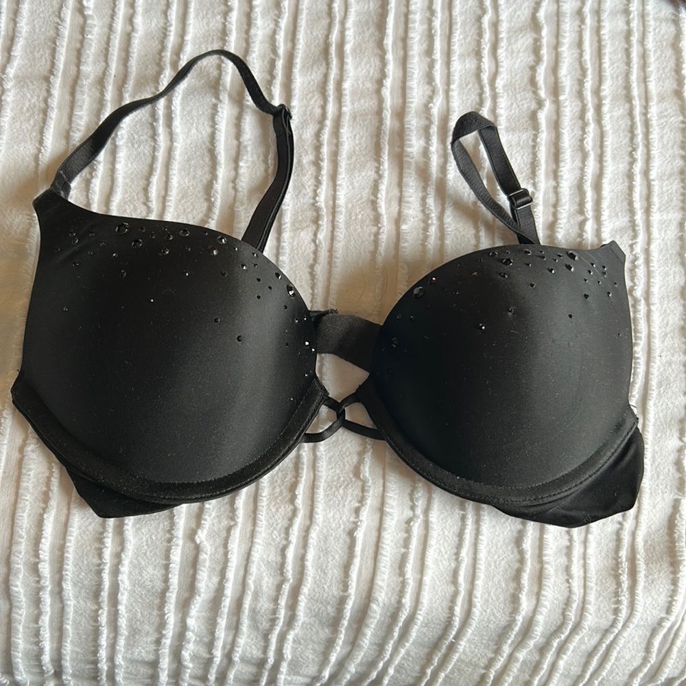 Victoria Secret Miraculous Plunge Bra
